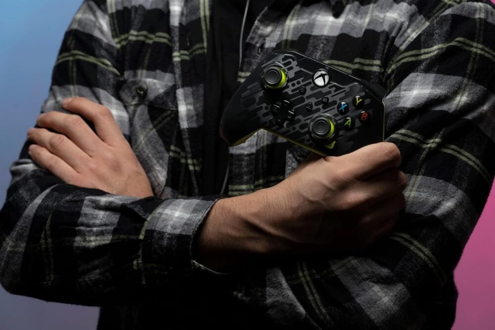 PDP Wired Xbox Gaming Controller: Gamepad Licensed for Xbox Series X|S, Xbox One, PC, Audio Controls, 8ft Cable, 3.5mm jack, Mappable Buttons/Triggers, Companion App: Electric Carbon Grey/Yellow - Image 11