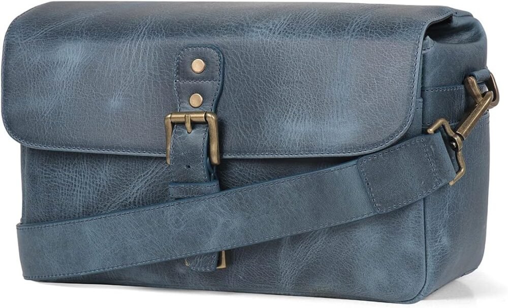 MegaGear Torres Genuine Leather Camera Messenger Bag for Mirrorless, Instant and DSLR Cameras - Image 2